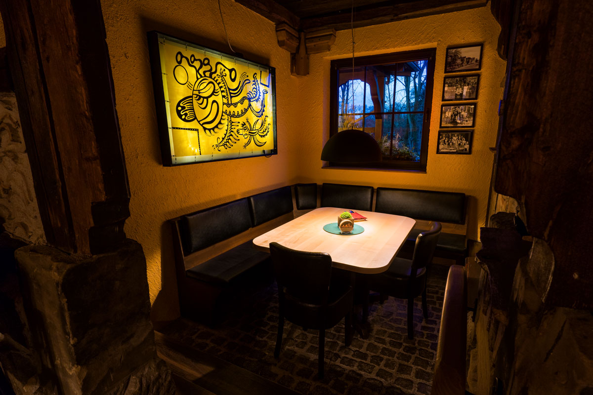 Restaurant & Saal – Parkgaststätte Laucha Blick in den Gastraum Restaurant & Saal - Parkgaststätte Laucha Blick in den Gastraum