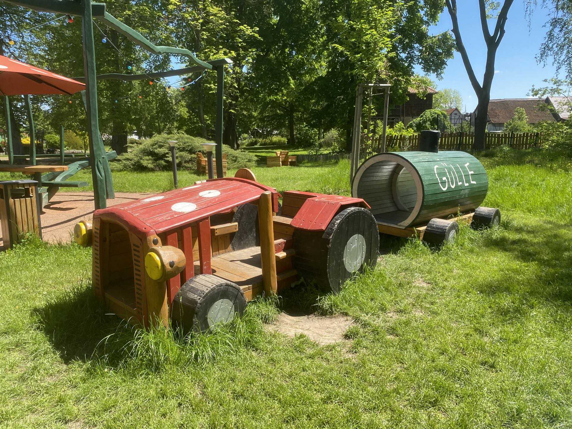 Parkgaststätte Laucha 10
